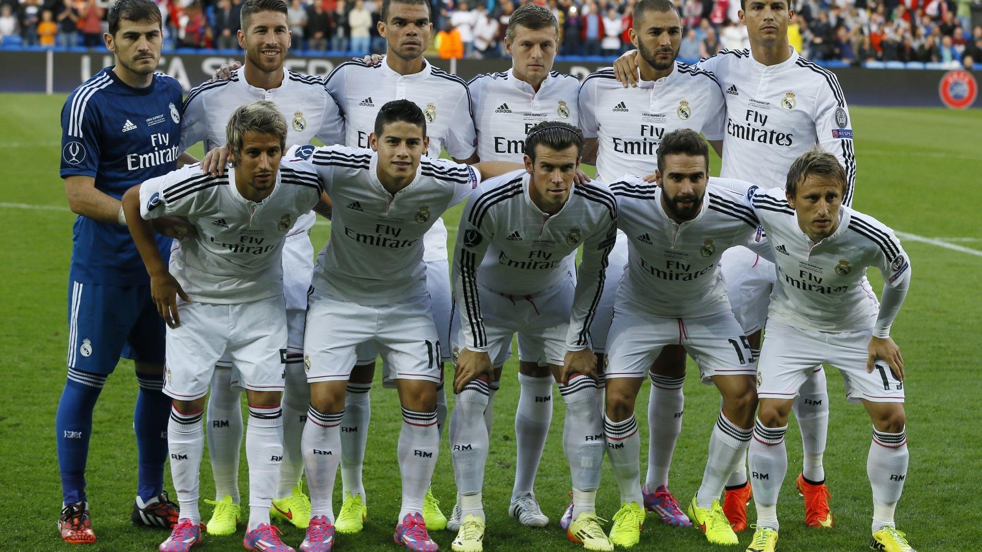 《英雄联盟》“未来之战”主题赛,创意无限!